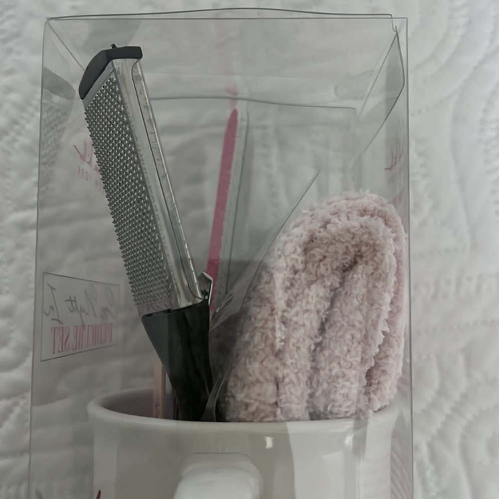 Pedicure Set - Picture 4 of 7